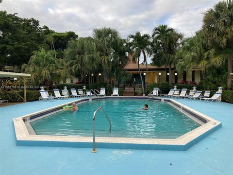 A home in Lauderdale Lakes