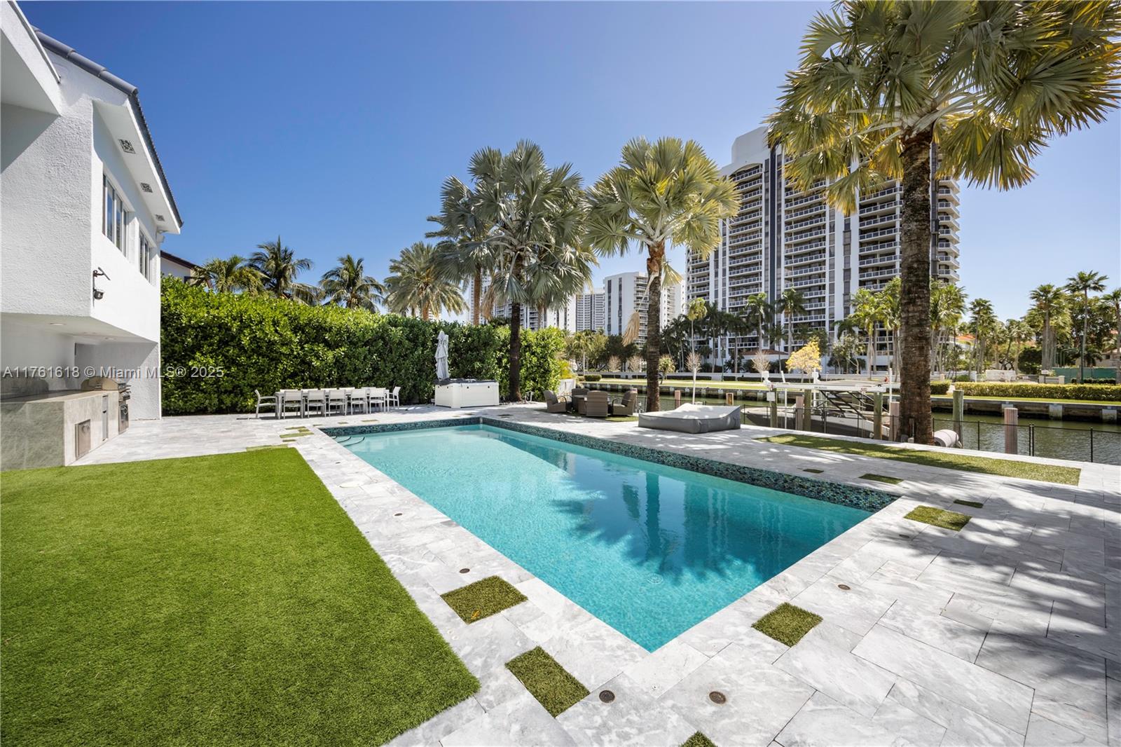 GOLDEN ISLES ESTATES - Residential