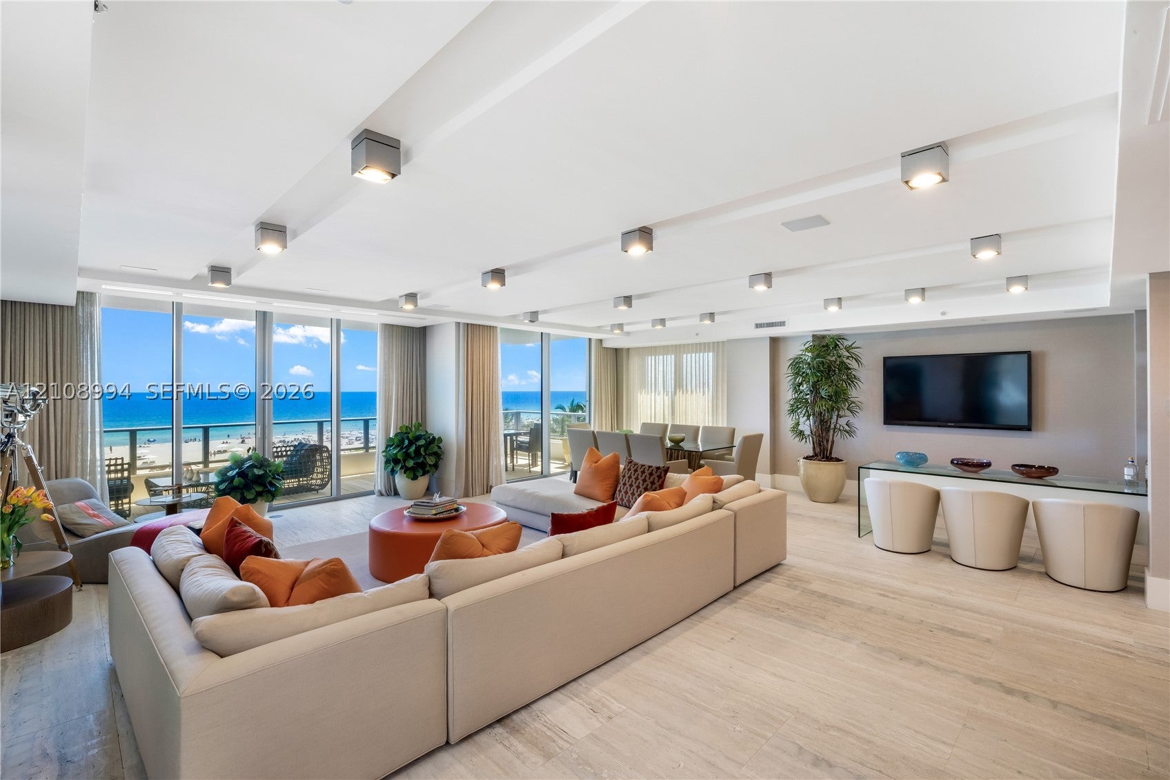 125 Ocean Dr U-0501