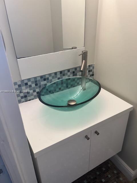 TRITON TOWER CONDO - Residential Lease