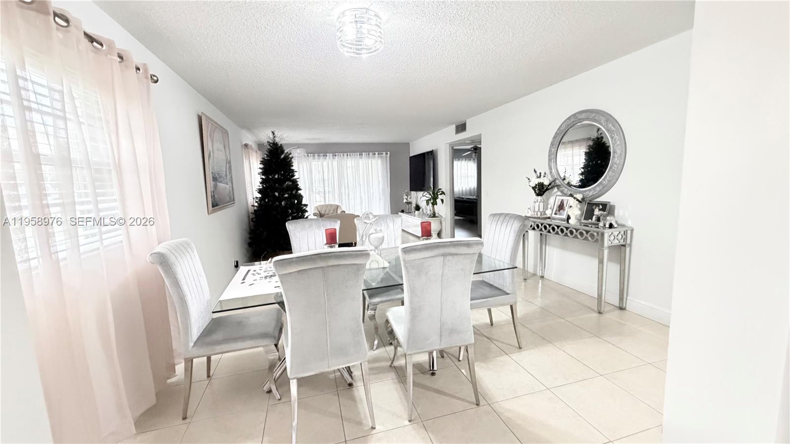 HAWTHORNE - Residential