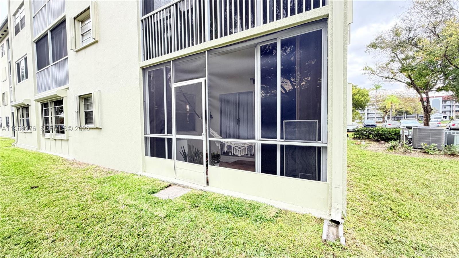 HAWTHORNE - Residential