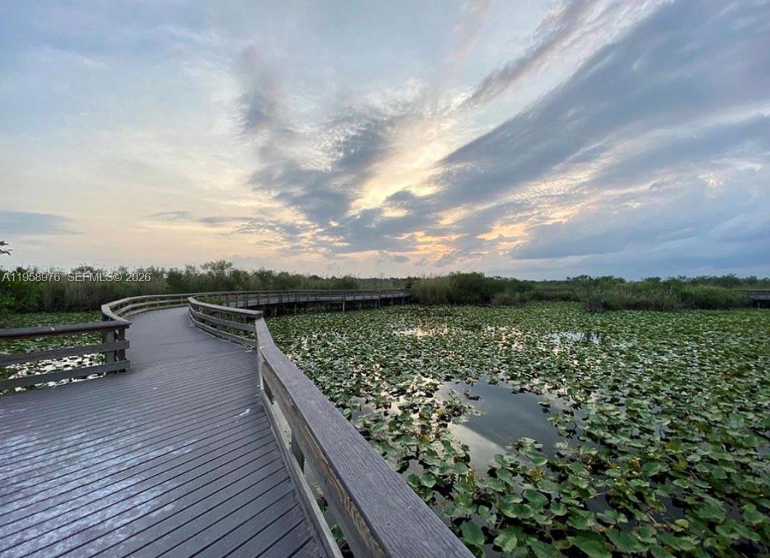 HAWTHORNE - Residential