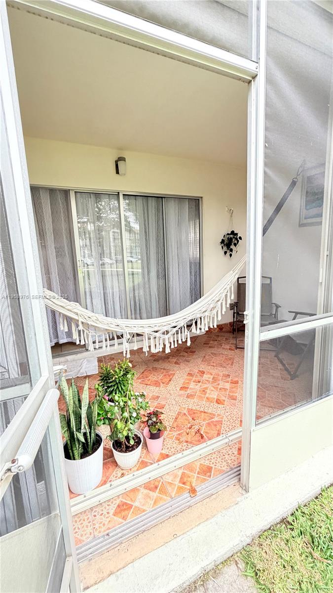 HAWTHORNE - Residential