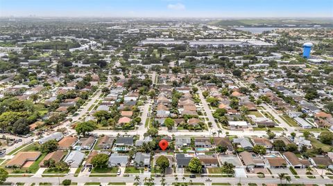 Tiny photo for 3260 SW 2nd Ct, Deerfield Beach, FL 33442 (MLS # A12026403)