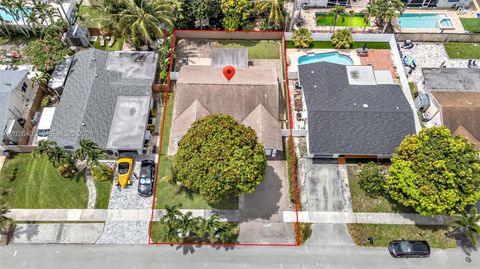 Tiny photo for 3260 SW 2nd Ct, Deerfield Beach, FL 33442 (MLS # A12026403)