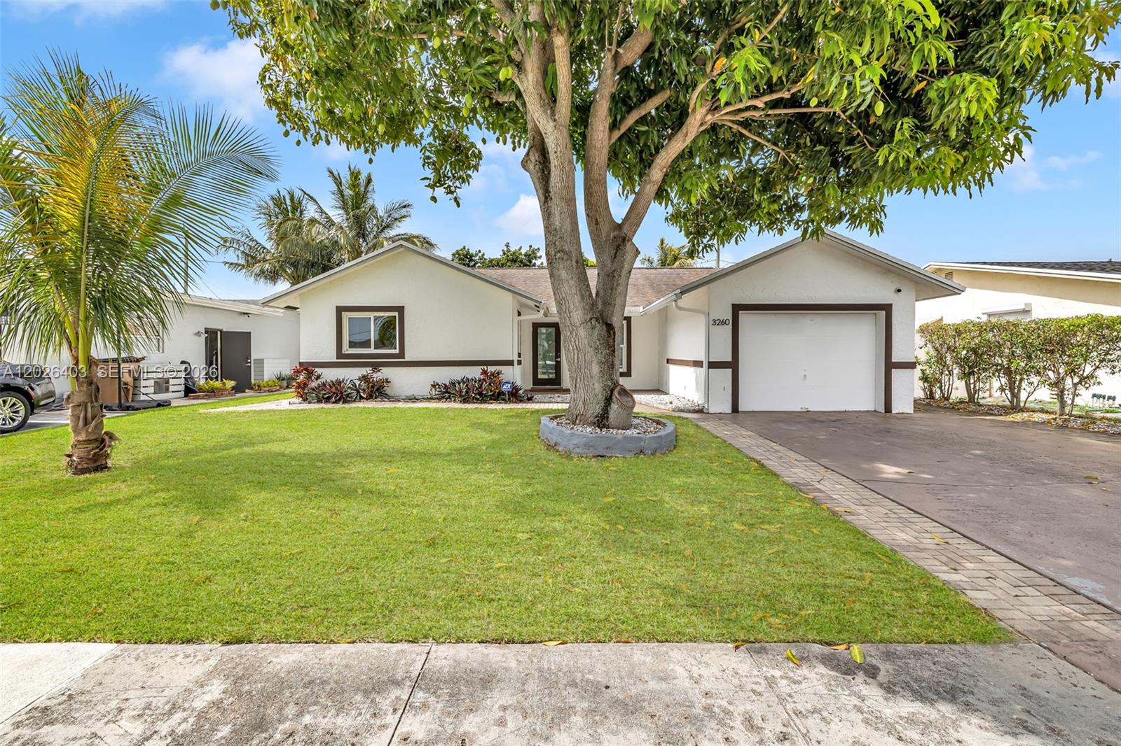 WEST DEERFIELD BEACH - Residential