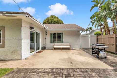 Tiny photo for 3260 SW 2nd Ct, Deerfield Beach, FL 33442 (MLS # A12026403)