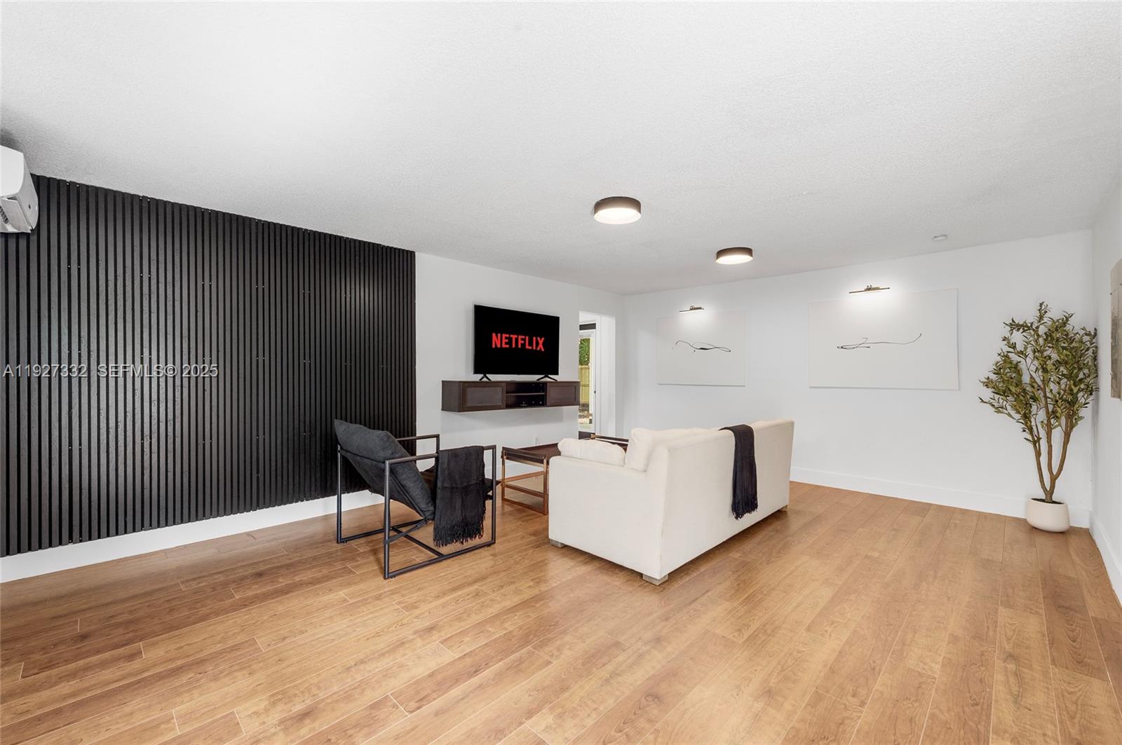 RIVERA MANOR - Residential Lease