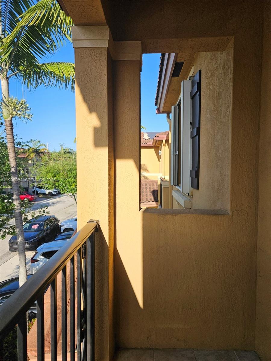 TUSCANY VILLAS WEST - Residential Lease