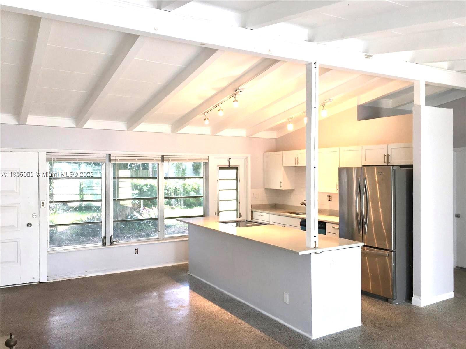 LAUDERDALE ISLES NO 2 - Residential Lease