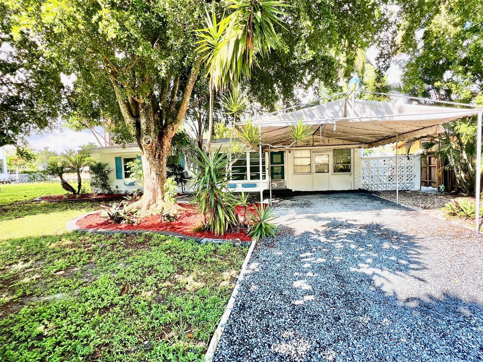 LAUDERDALE ISLES NO 2 - Residential Lease