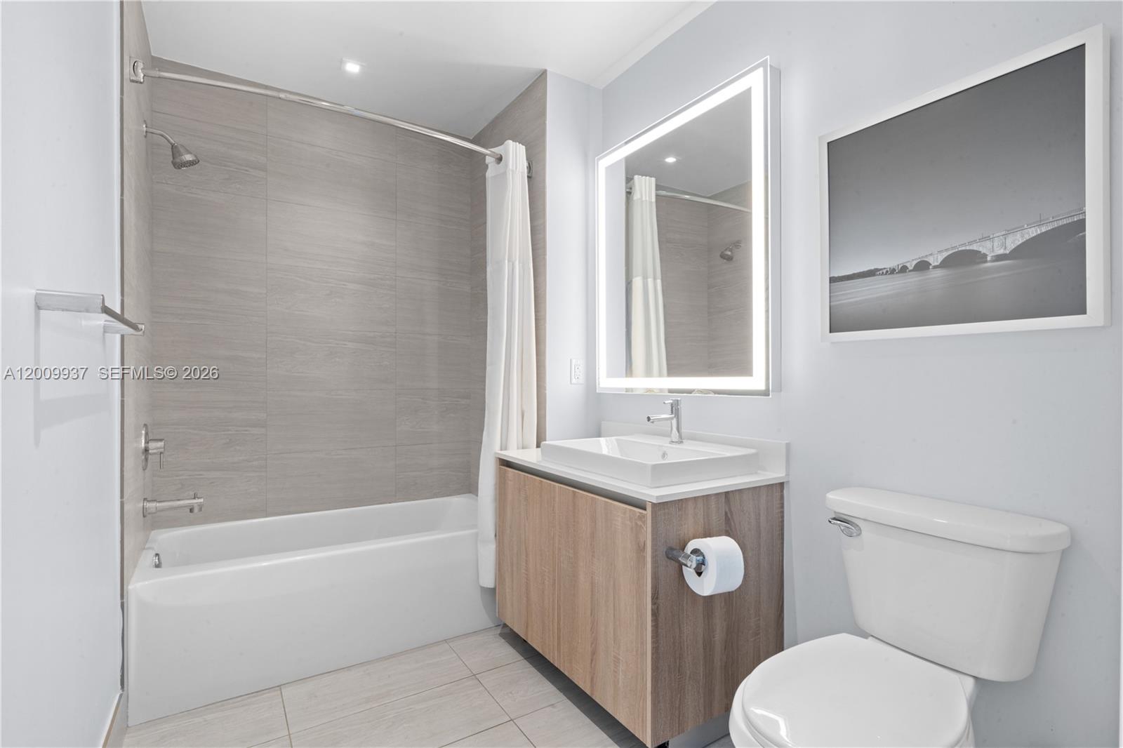 AVENTURA PARKSQUARE RESID - Residential