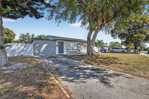Photo of 6791 Scott St, Hollywood, FL 33024 (MLS # A11966948)