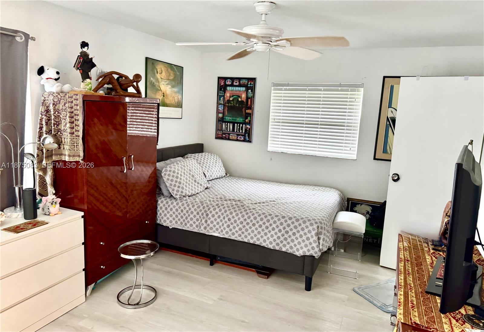 KINGS POINT MONACO CONDOS - Residential