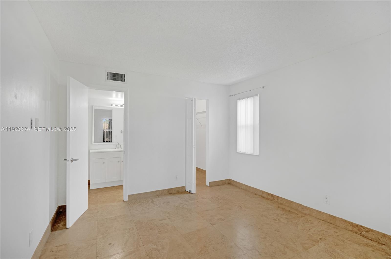 WATERSIDE VILLAGE THREE C - Residential