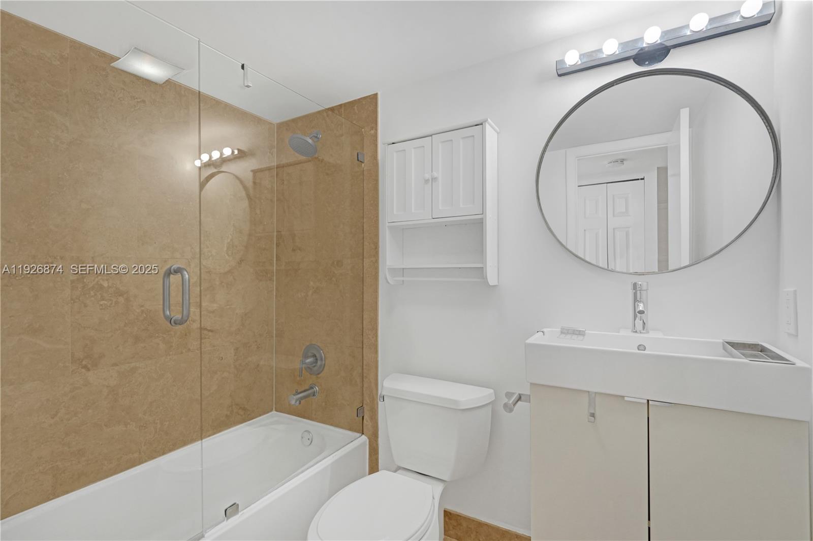 WATERSIDE VILLAGE THREE C - Residential