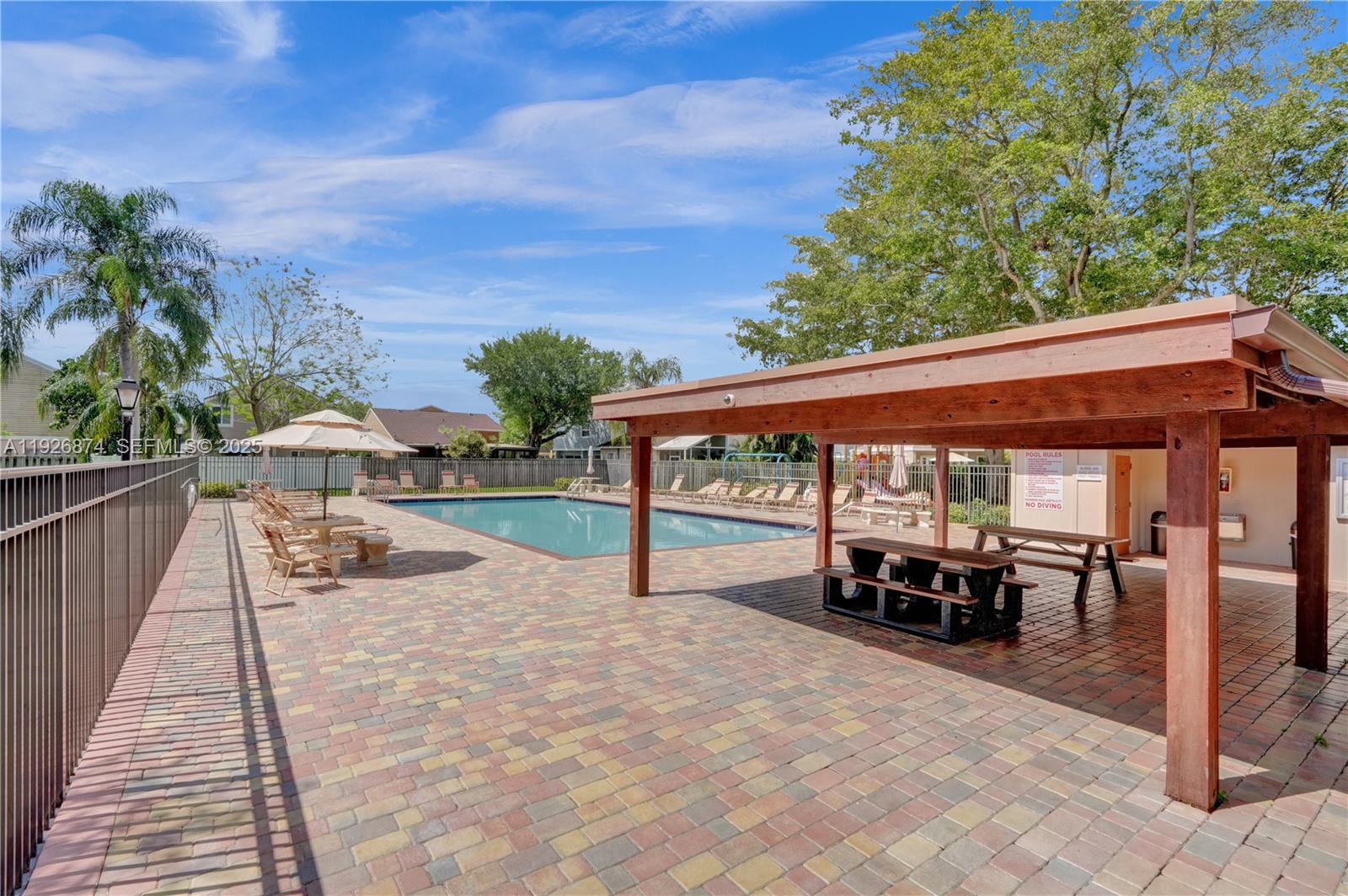 WATERSIDE VILLAGE THREE C - Residential