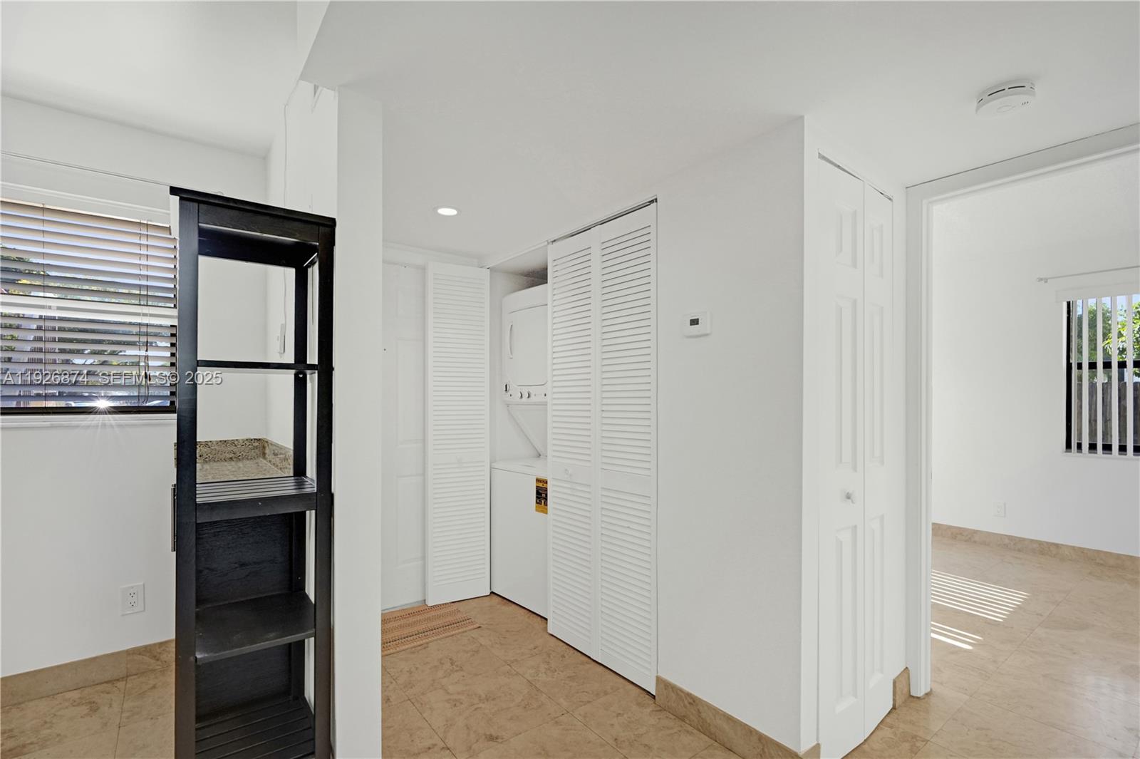 WATERSIDE VILLAGE THREE C - Residential