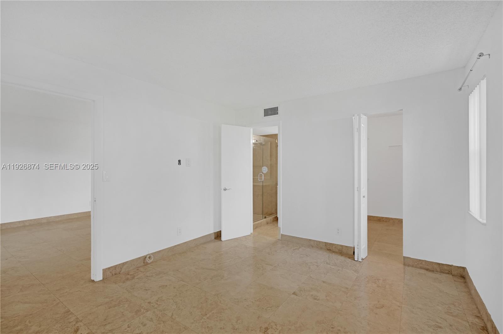 WATERSIDE VILLAGE THREE C - Residential