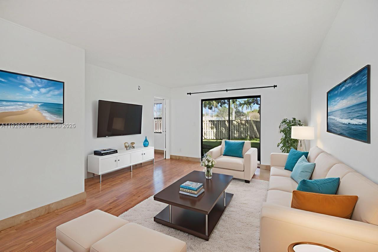 WATERSIDE VILLAGE THREE C - Residential