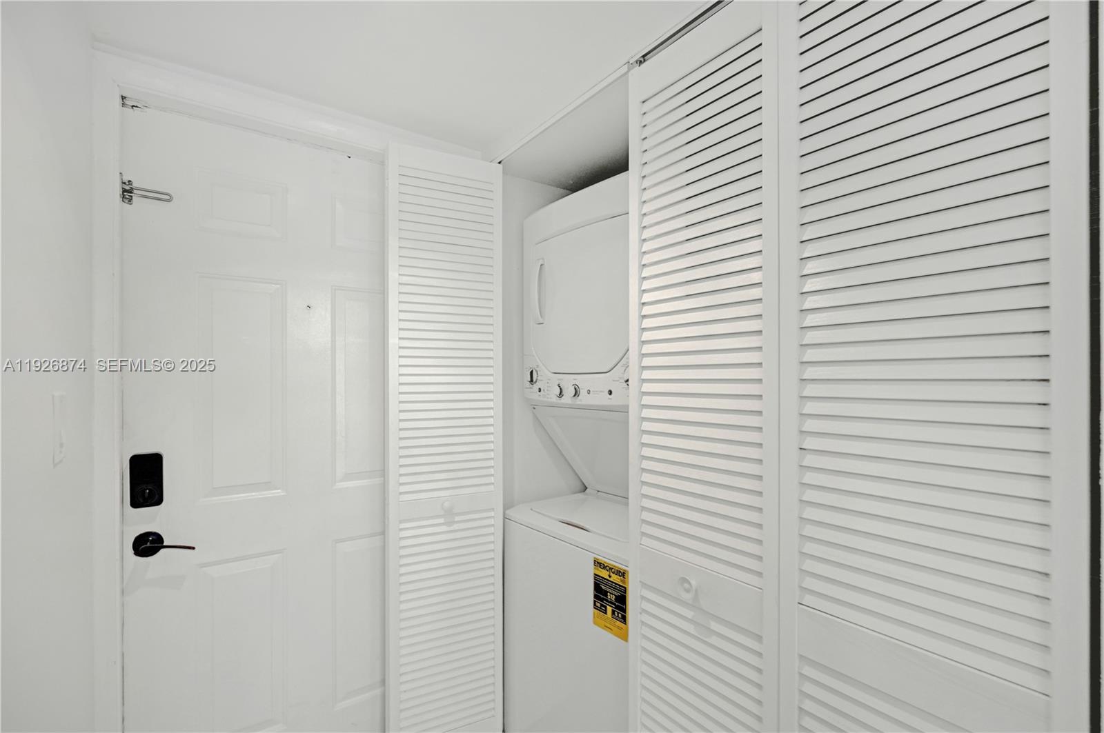 WATERSIDE VILLAGE THREE C - Residential