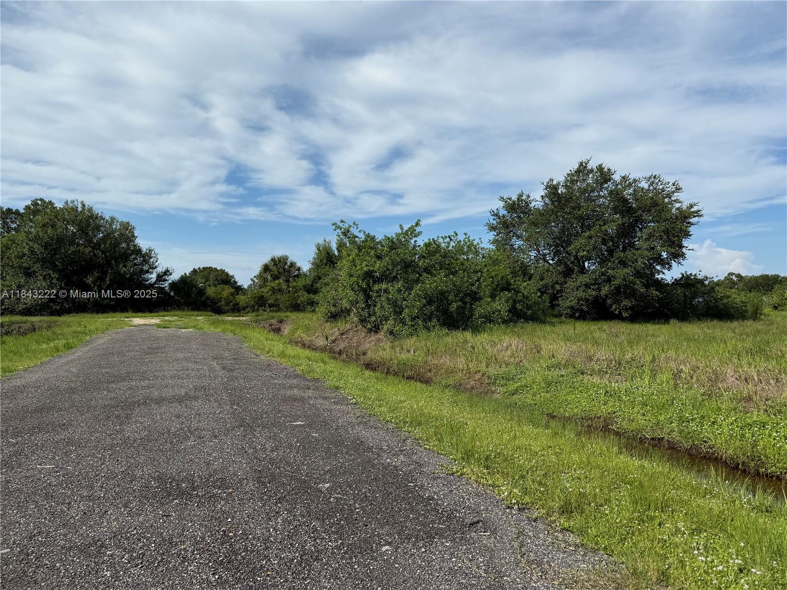 MONTURA RANCH ESTATES - Land