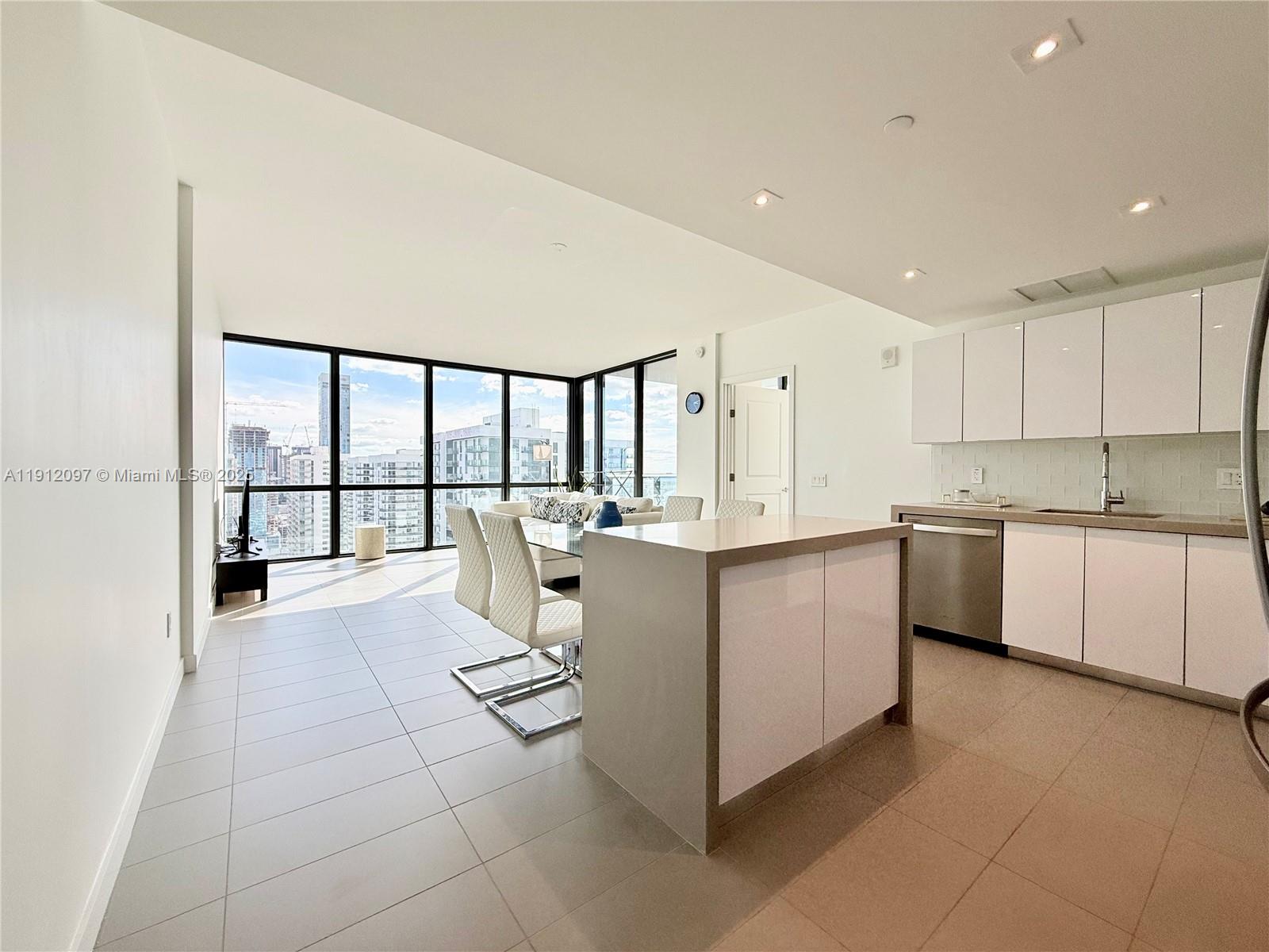 1600 NE 1st Ave 3210