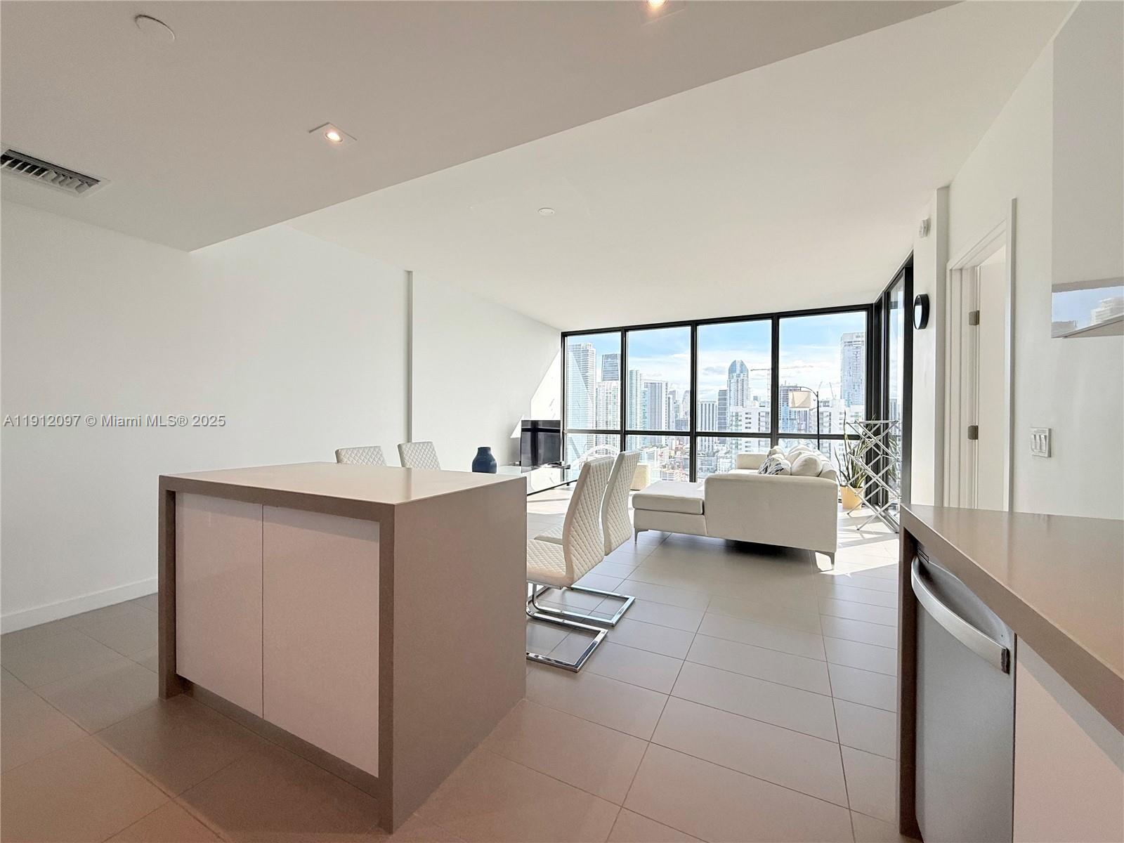 1600 NE 1st Ave 3210