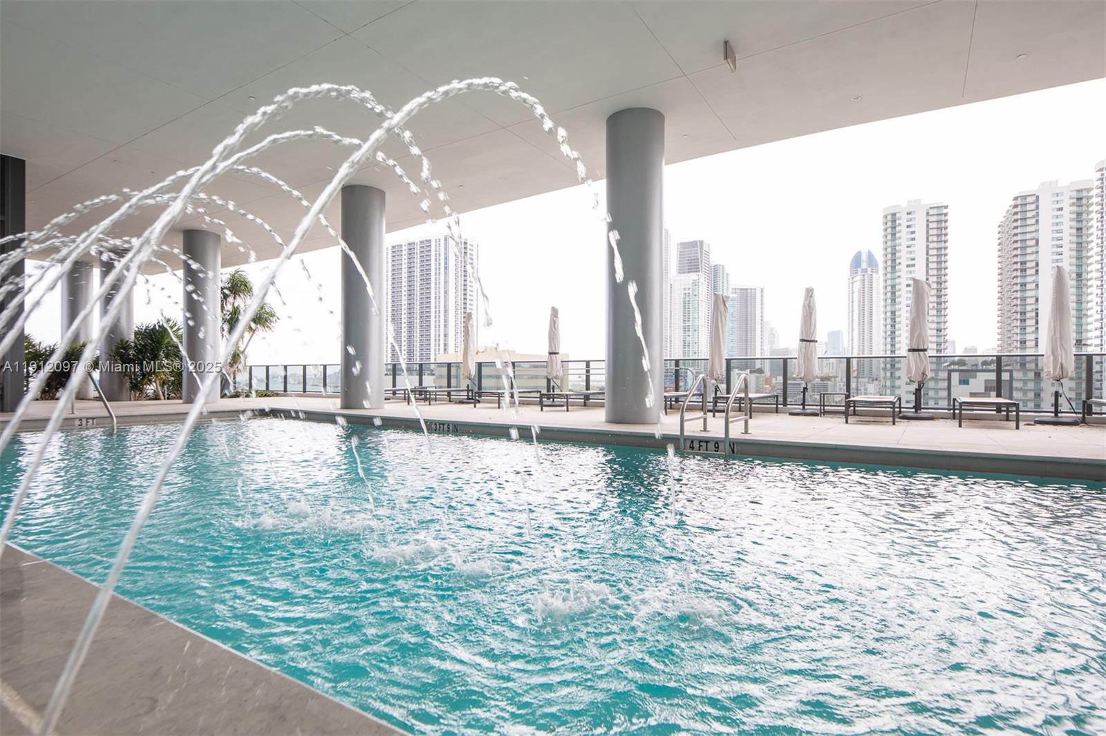 CANVAS CONDO - Residential Lease