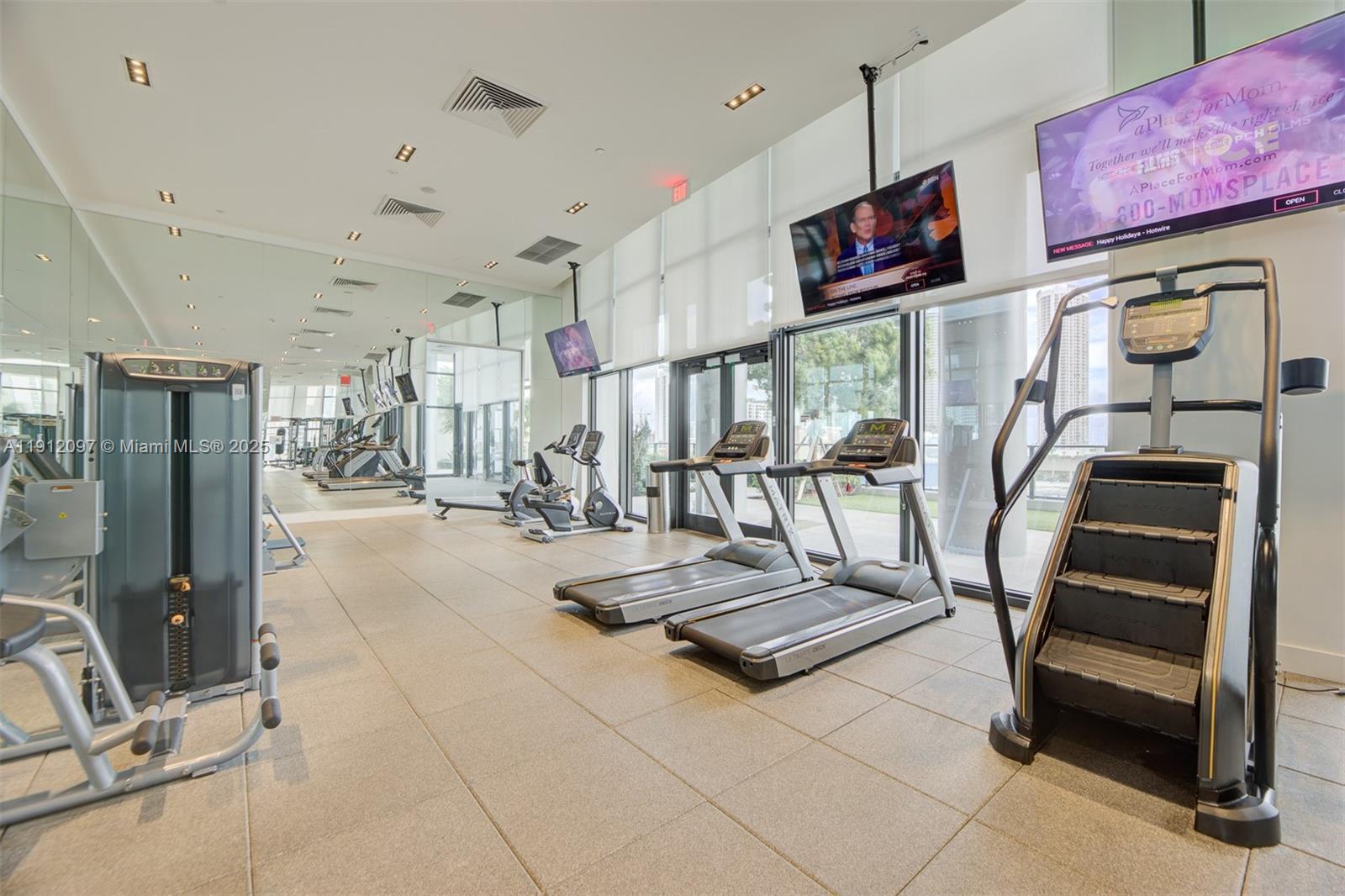 CANVAS CONDO - Residential Lease