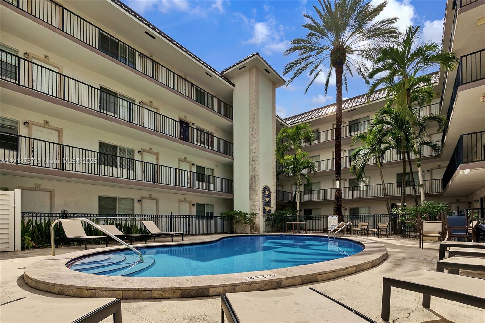 GULFSTREAM CONDO OF LAS O - Residential Lease