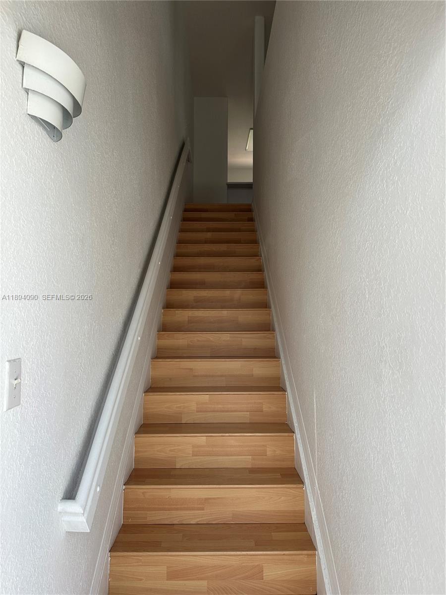 DORAL GRAND CONDO - Residential