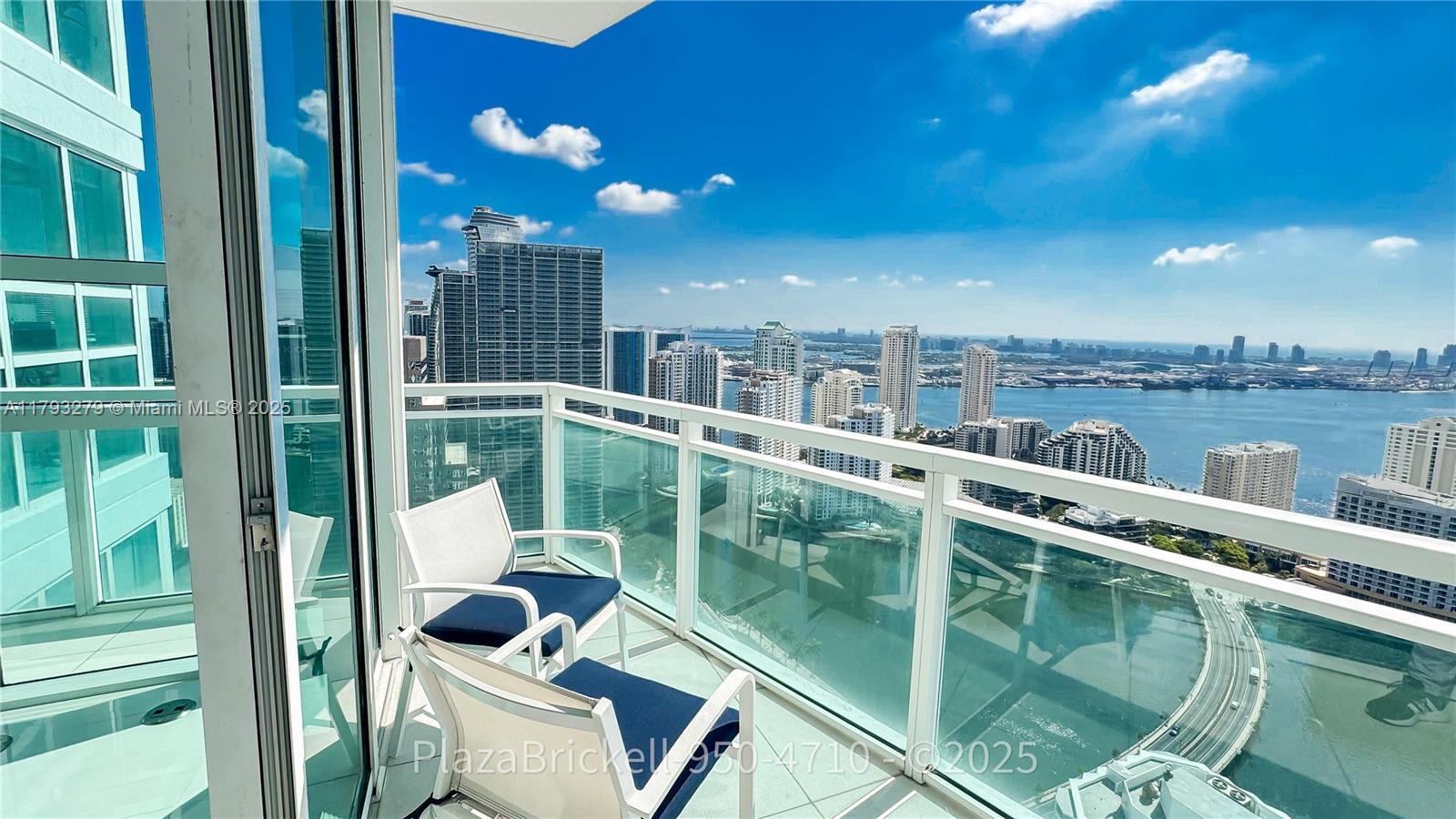 THE PLAZA 851 BRICKELL CO - Residential