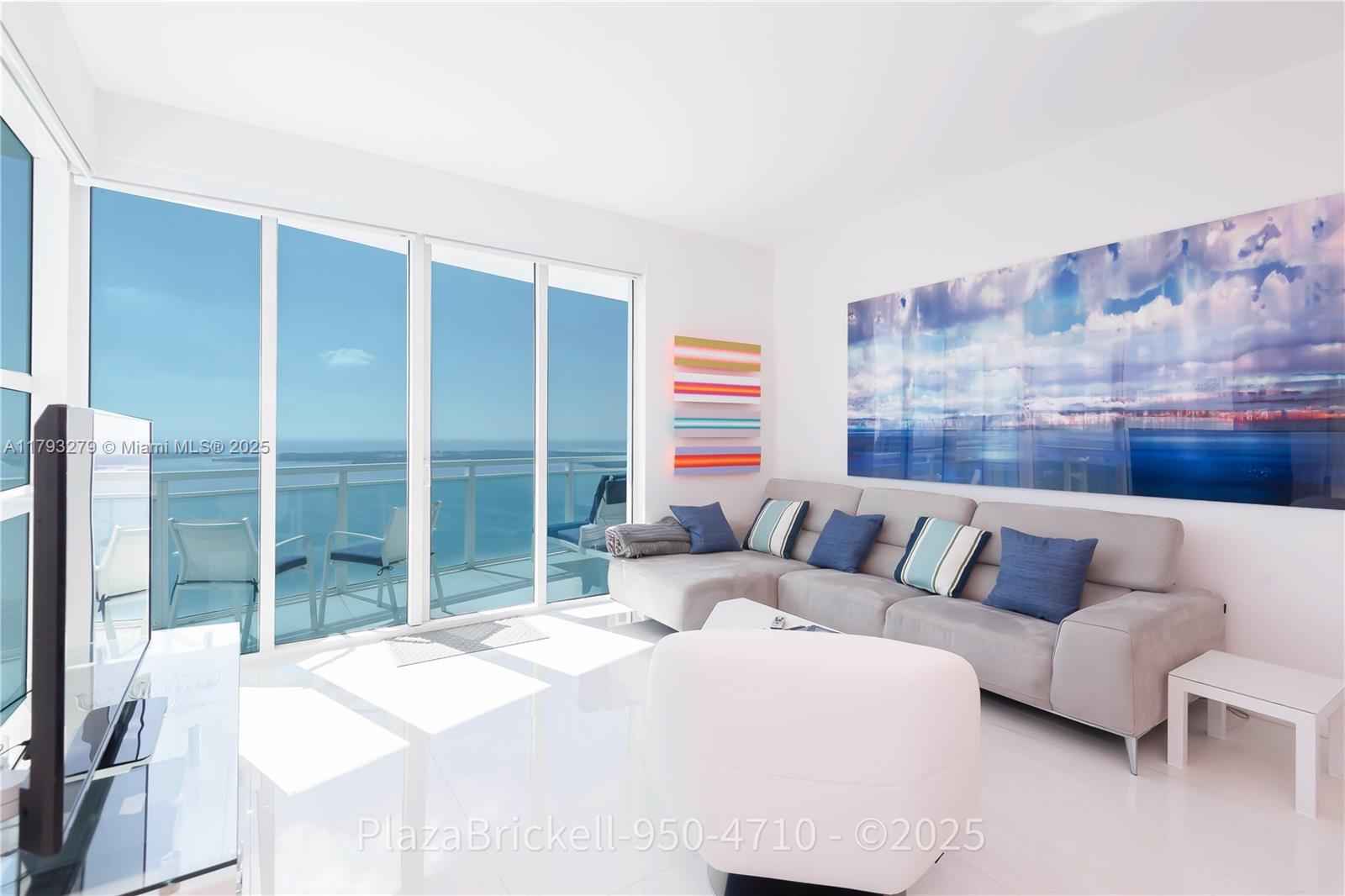 THE PLAZA 851 BRICKELL CO - Residential