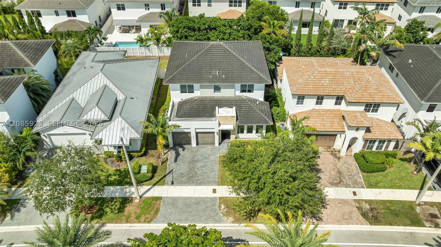 View photos, virtual tours, details... 15071 SW 176th St