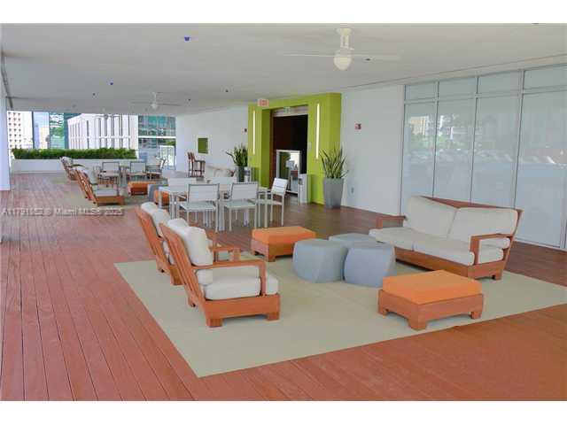500 BRICKELL AV 2307
