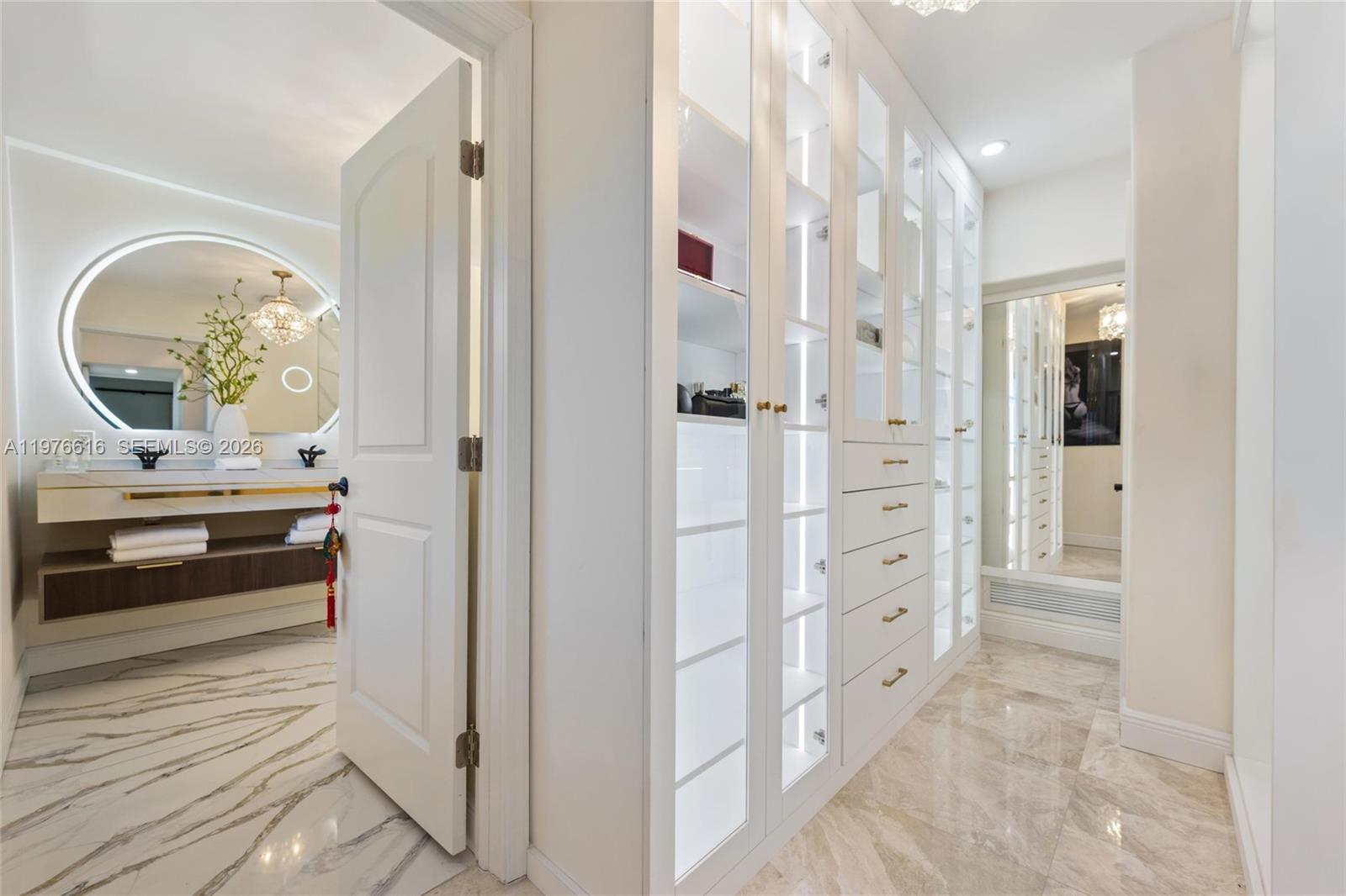 LAKE VIEW SUB - Residential