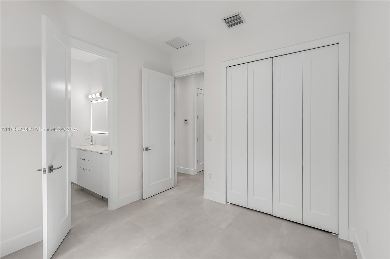 PRIORS 1ST ADDN TO BISCAY - Residential