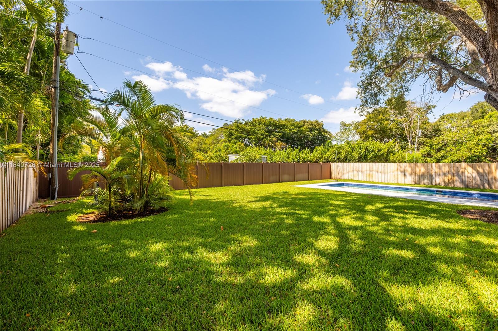 PRIORS 1ST ADDN TO BISCAY - Residential