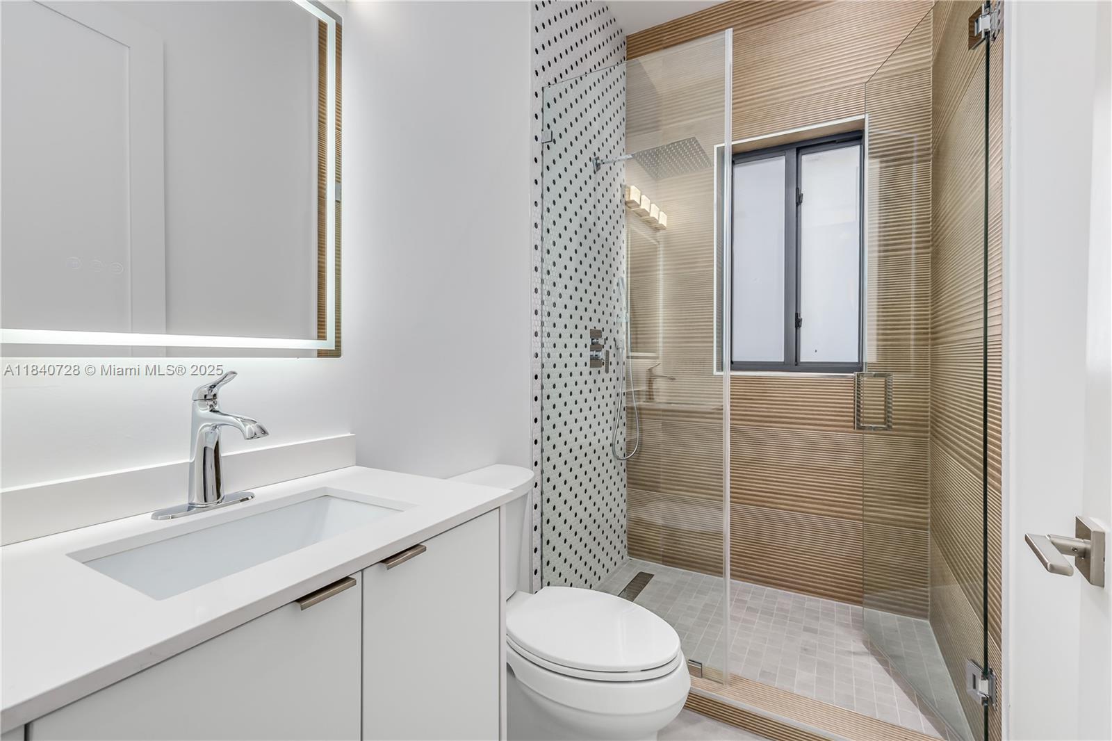 PRIORS 1ST ADDN TO BISCAY - Residential