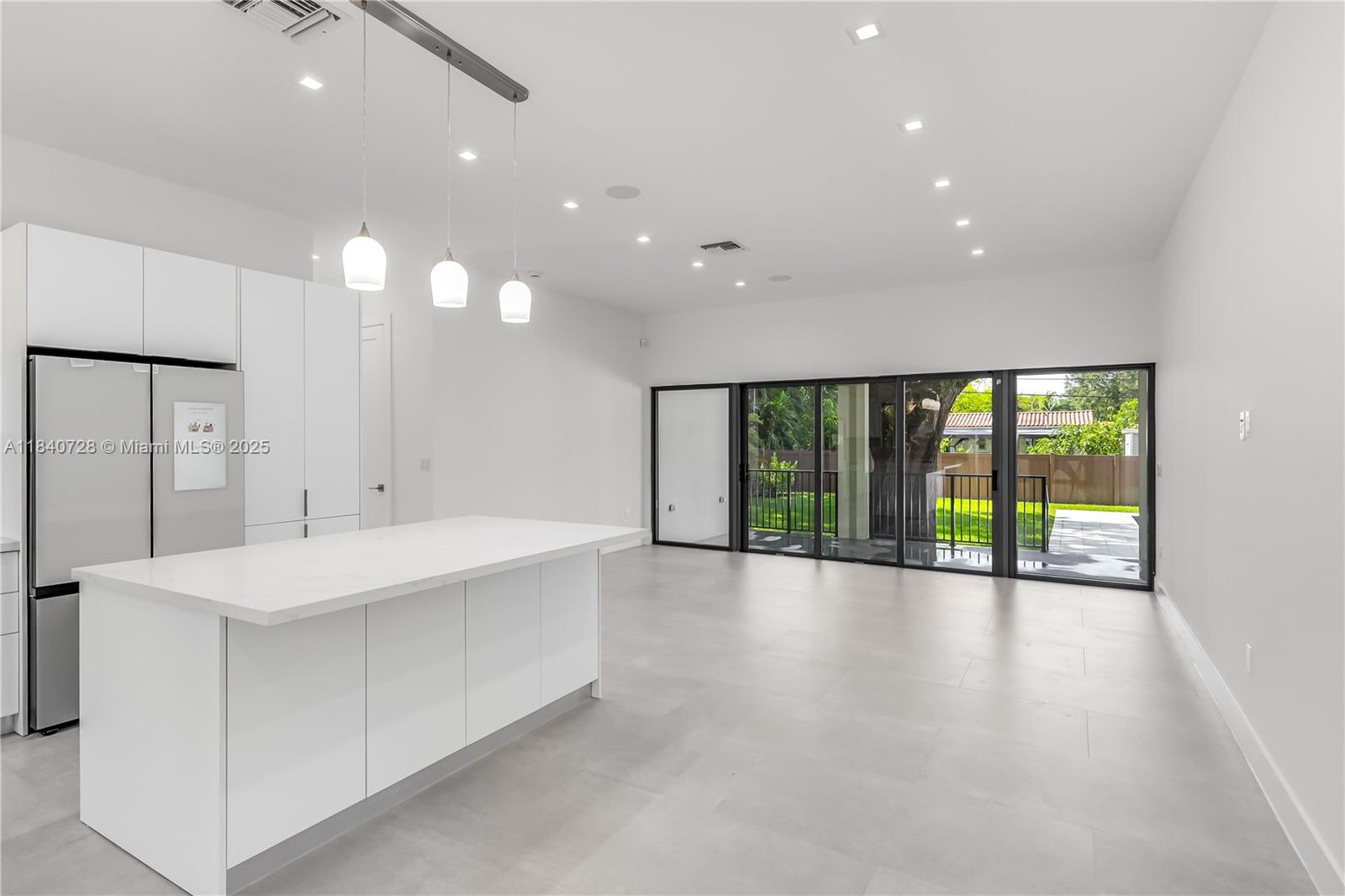 PRIORS 1ST ADDN TO BISCAY - Residential