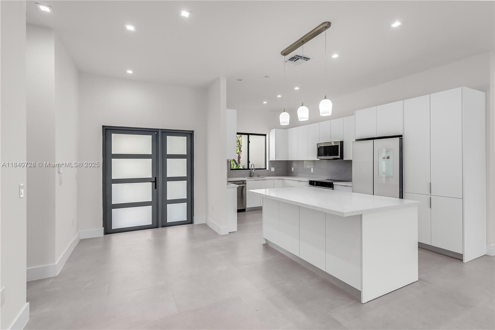 PRIORS 1ST ADDN TO BISCAY - Residential