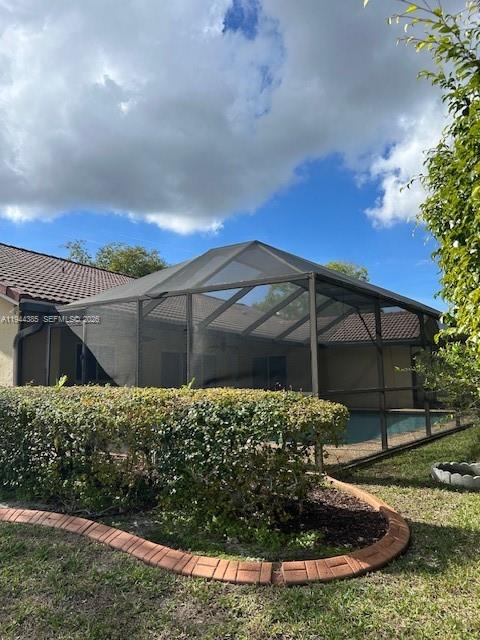JACARANDA LAKES SECTION E - Residential Lease