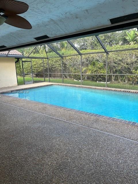 JACARANDA LAKES SECTION E - Residential Lease