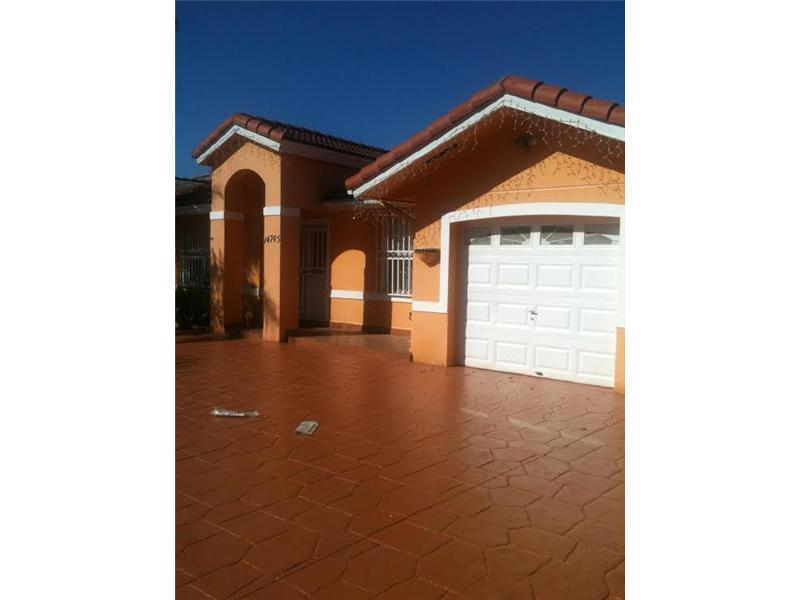 Great home in excellent conditions. Has new microwave and dishwasher. Has large covered terrace with screen. Large driveway. Garage converted into 4th bedroom. Move-In dollars negotiable.
