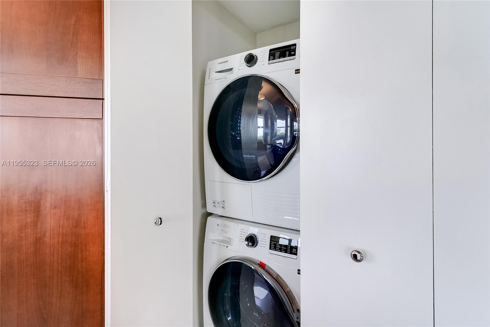 TURNBERRY VILLAGE SO TOWE - Residential