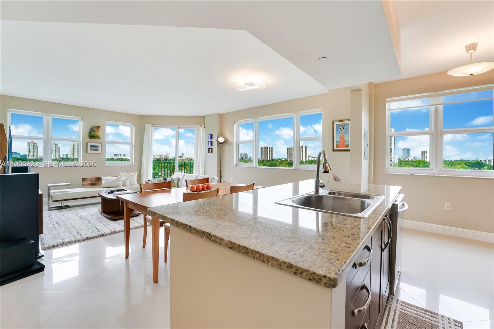 TURNBERRY VILLAGE SO TOWE - Residential