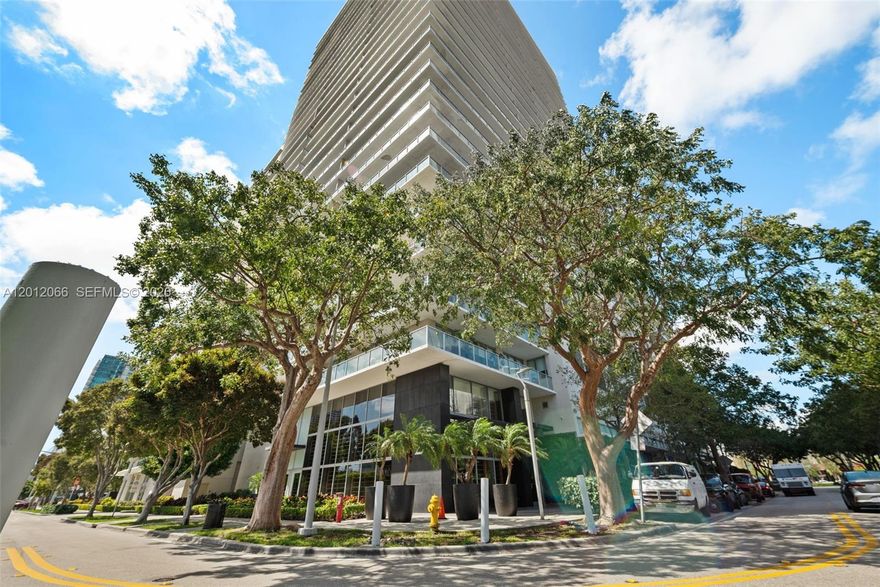 Stunning 2-bedroom, 2.5-bath residence at Midtown Two featuring soaring ceilings, unobstructed views, and a highly desirable split floor plan for ultimate comfort and privacy. Located in the vibrant Midtown area of Miami, just steps from the bay, dining, shopping, and entertainment. The spacious primary suite boasts a fully renovated master bathroom, complemented by generous walk-in closets. Enjoy the rare convenience of 2 assigned parking spaces on the same floor—making daily living effortless. Complete with beautiful, state-of-the-art amenities, this is the perfect home or exceptional investment opportunity.