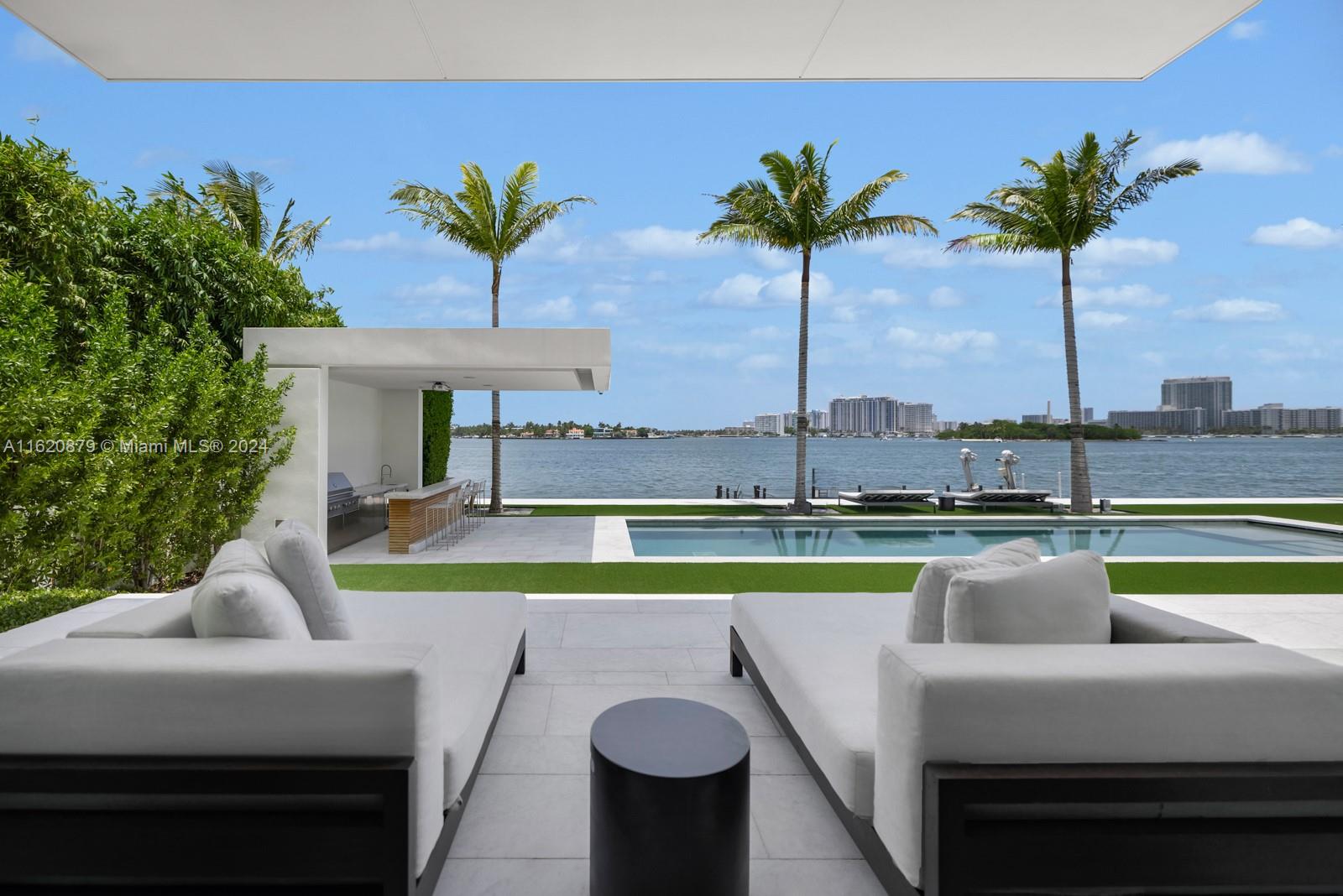 HIBISCUS ISLAND - Residential